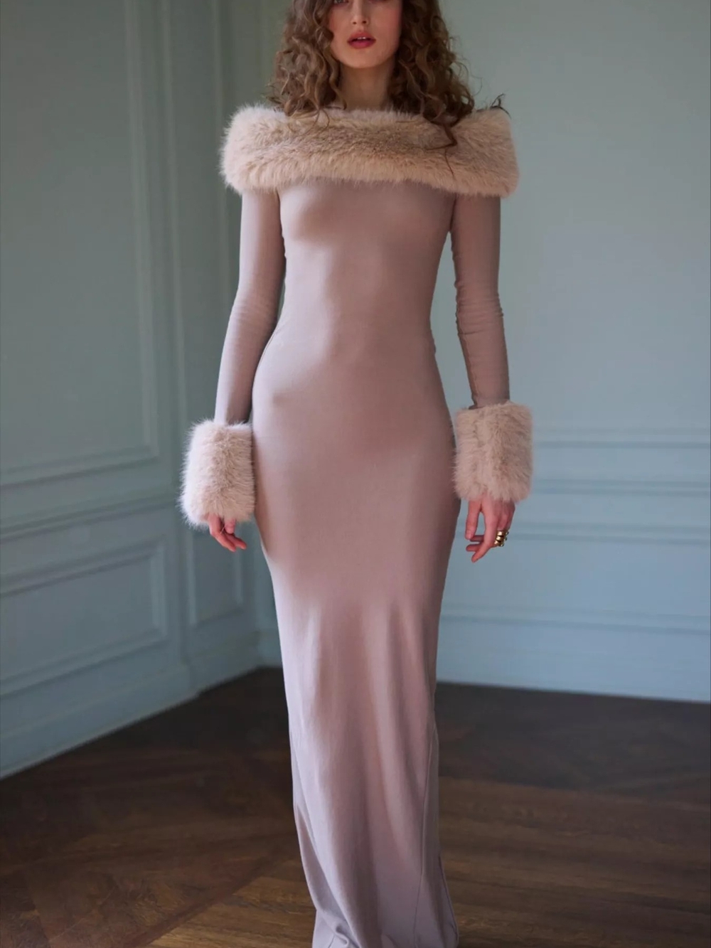 Selkie Anastasia Maxi Gown Dress with Faux Fur Cuffs and Collar Size Xs Almond